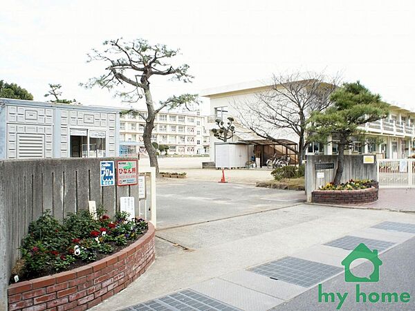 明石市立二見北小学校(700m)