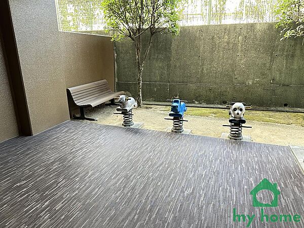 敷地内遊び場