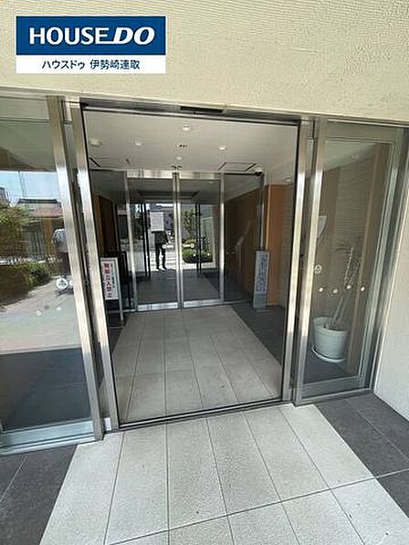 エントランス