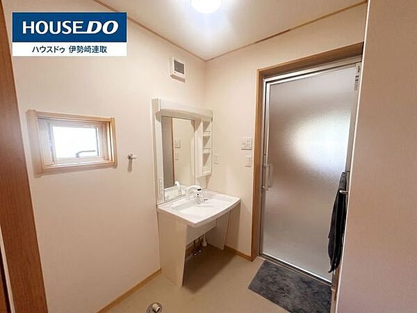※プライバシー保護の為、売主様の荷物等加工で消してあります。