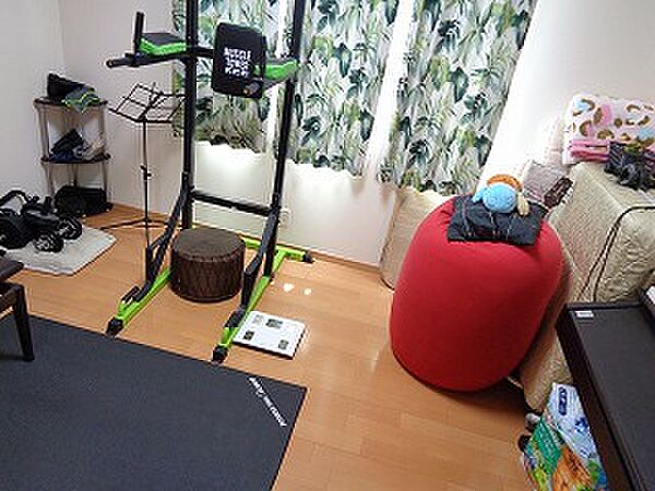各居室には窓があり、明るく通気性も高いです