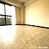 子供部屋：南東側、約6.0帖の洋室です。子供部屋としてのご利用はいかがでしょうか。