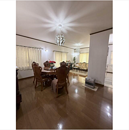 水口町山中古建 5LDKの室内