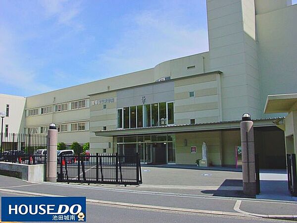アサンプション国際小学校・中学校・高校 1880m