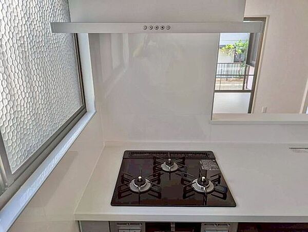 同型写真（キッチン）