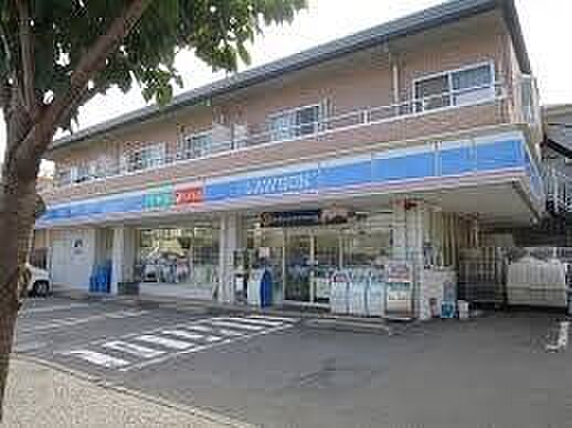 ローソン保土ヶ谷新桜ヶ丘店 徒歩3分。 170m