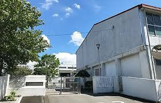 横浜市立今宿南小学校 徒歩5分。 400m