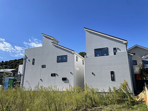 ルーフバルコニー付で海風を感じれます♪