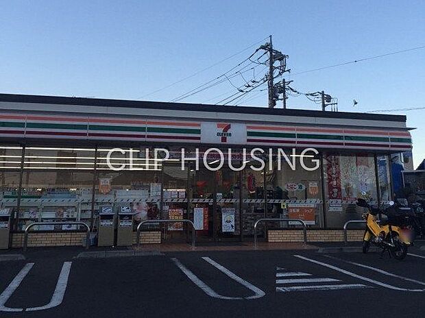 セブンイレブン横浜瀬谷北新店 徒歩10分。 730m