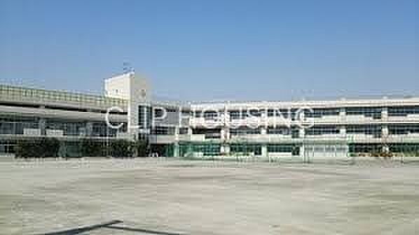 横浜市立南戸塚中学校 徒歩5分。 340m