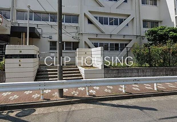 横浜市立太田小学校 徒歩9分。 720m