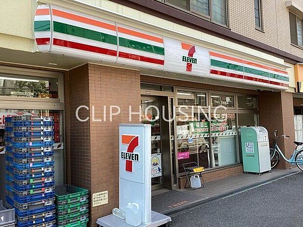 セブンイレブン横浜井土ヶ谷中町店 徒歩5分。 390m
