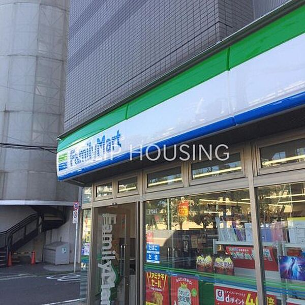 ファミリーマート横浜野庭店 徒歩6分。 430m