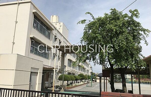 横浜市立藤の木小学校 徒歩5分。 340m