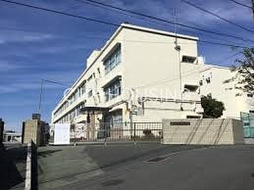横浜市立今宿小学校 徒歩3分。 210m