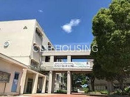横浜市立浜中学校 徒歩20分。 1530m
