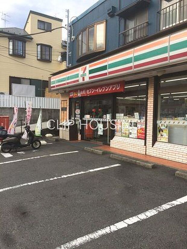 セブンイレブン西戸塚店 徒歩8分。 570m
