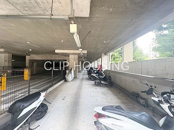 バイク置場