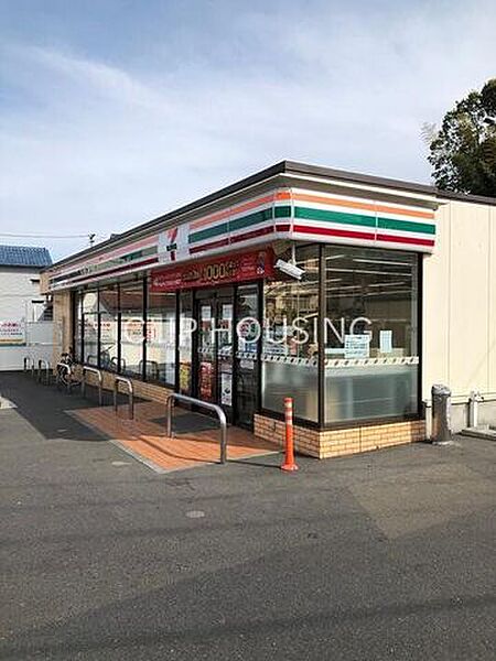 セブンイレブン保土ケ谷元町橋店 徒歩3分。 220m
