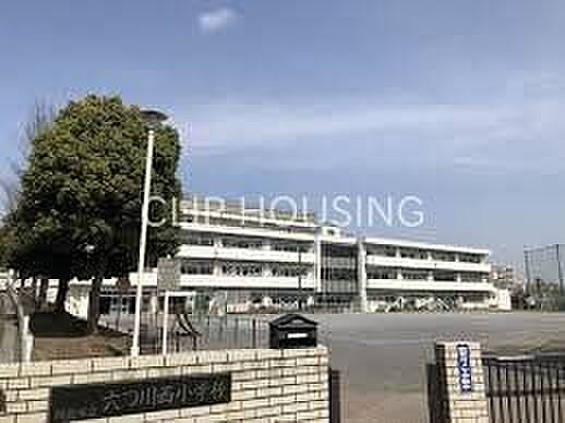 横浜市立六つ川西小学校 徒歩7分。 520m