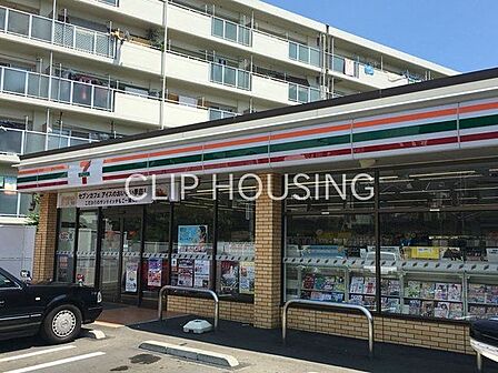 セブンイレブン横浜戸塚秋葉町店 徒歩3分。 190m