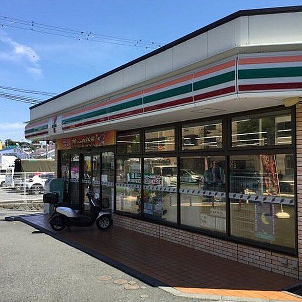 セブンイレブン横浜六ツ川店 徒歩5分。 370m