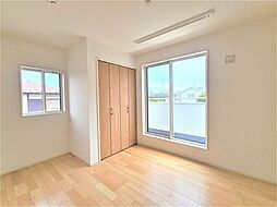 神奈川県横浜市金沢区釜利谷西５丁目