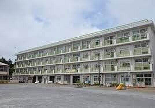 横浜市立別所小学校 徒歩3分。 220m