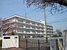 周辺：横浜市立平戸小学校 徒歩8分。 580m