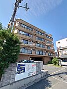川西駅より徒歩1分 3階 築26年10ヶ月の賃貸物件