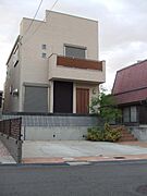 栂・美木多駅より徒歩22分 築18年6ヶ月 2階建の賃貸物件