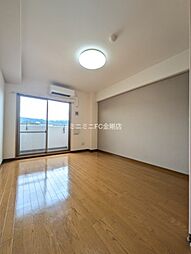 カタヤビル 6階1Kのリビング/ダイニング