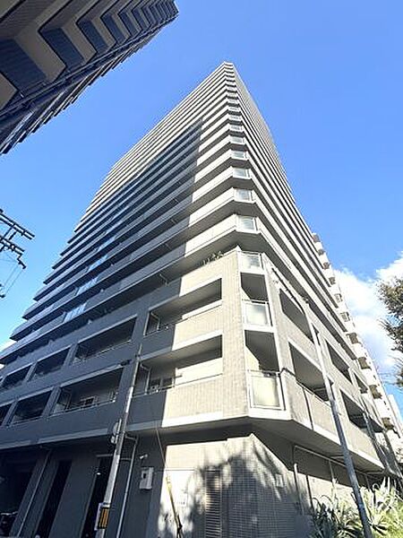 外観：327002996330