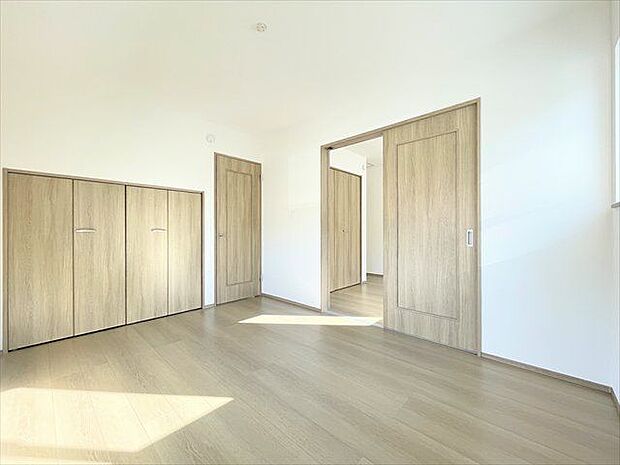 壁の色、照明や家具をこだわればゆとりのある快適な自由空間づくりができます。