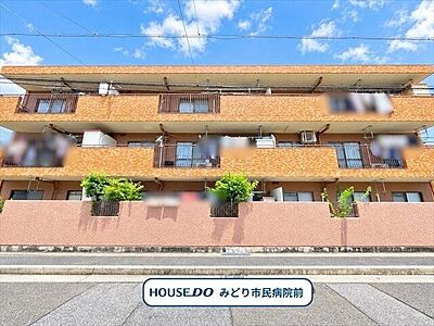 外観:【ライオンズマンション左京山 南棟】地上3階建、総戸数34戸のマンションになります。名鉄名古屋本線/左京山駅まで徒歩13分 外観:【ライオンズマンション左京山 南棟】地上3階建、総戸数34戸のマンションになります。名鉄名古屋本線/左京山駅まで徒歩13分