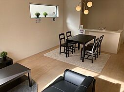 リビング/ダイニングの画像