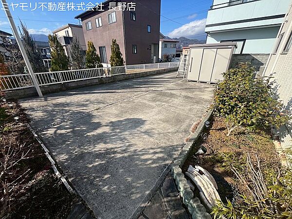 駐車場車種制限有り