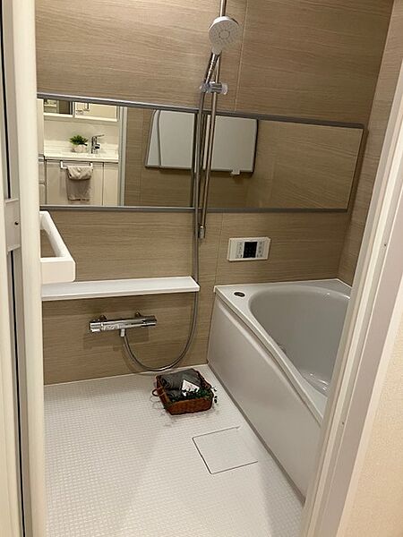 浴室を拡大表示