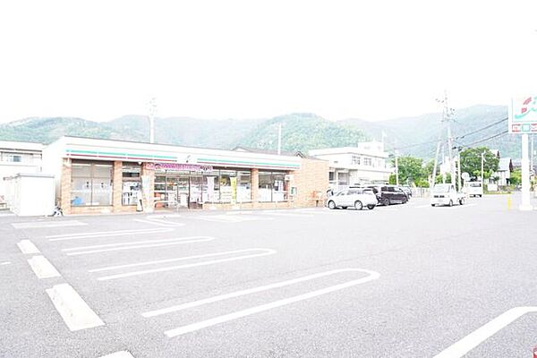 セブンイレブン　松本里山辺店 800m
