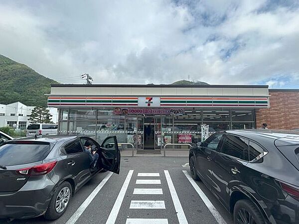 セブンイレブン波田赤松店 1280m