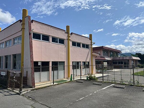 新村保育園 1880m