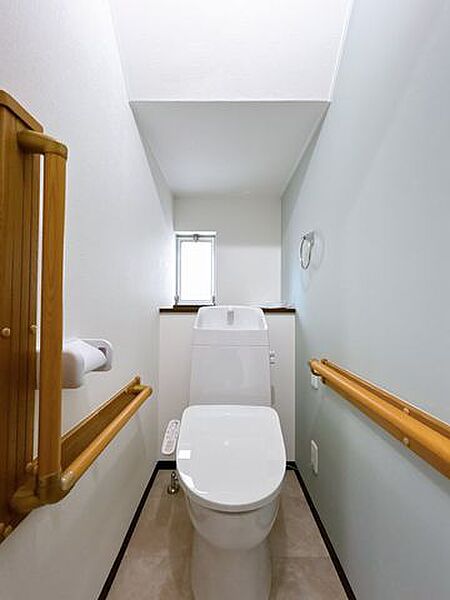 【リフォーム済】トイレは新品に交換しました。