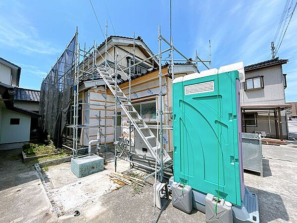 【リフォーム中】越境解消のため、一部減築を実施しました。