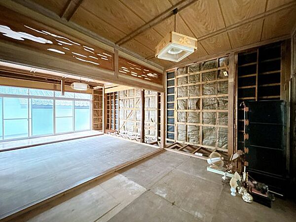 【リフォーム前】1階北側の和室です。
