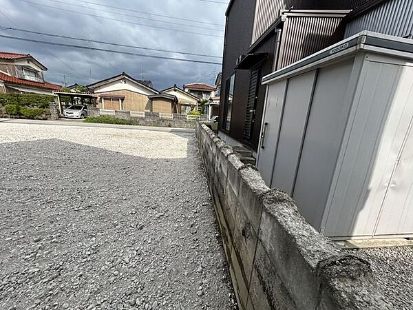 南側境界ブロックです。