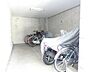 その他：屋根付き駐輪場！