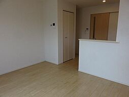 エレガント茱萸木2 1階ワンルームのリビング/ダイニング