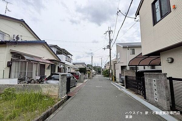 前面道路含む現地写真