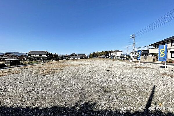 【分譲地全体の写真です】商業施設が充実のエリア。毎日のお買い物も近所で完結します。