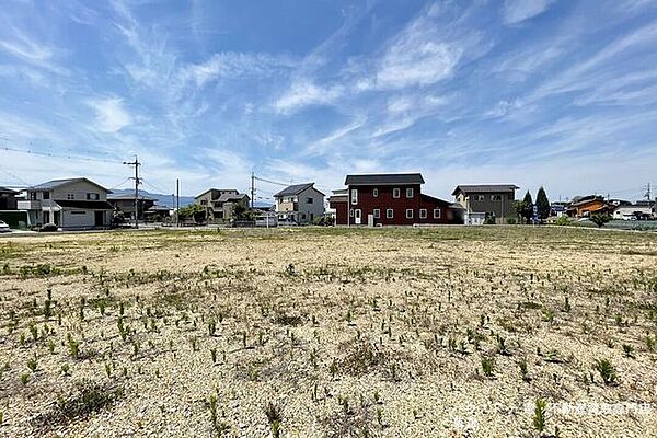 【分譲地全体】心地よい風が通り抜ける。 季節の香りを感じながら、深呼吸したくなる住環境。
